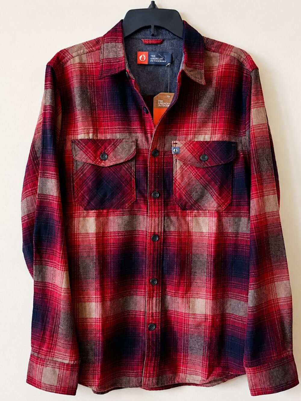 The American Outdoorsman Burgundy Plaid Double Pocket Flannel Shirt SZ M